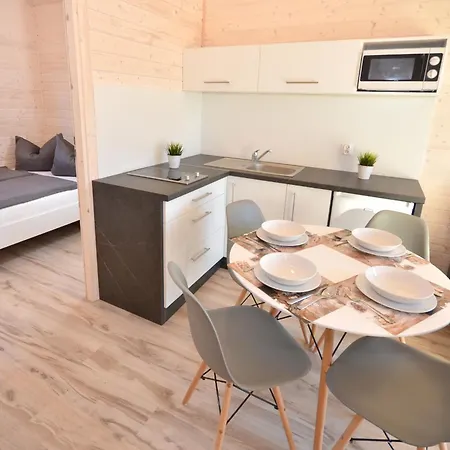 Rajskie Piaski Домбки