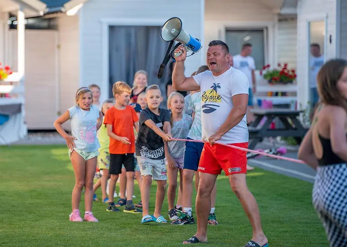 Rajskie Piaski Feriehus Dąbki